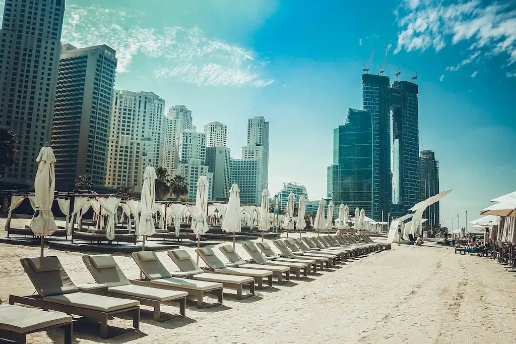 Dubai Short-Term Rental Firm Silkhaus Collapses as Regional Conflict Hits Gulf Tourism