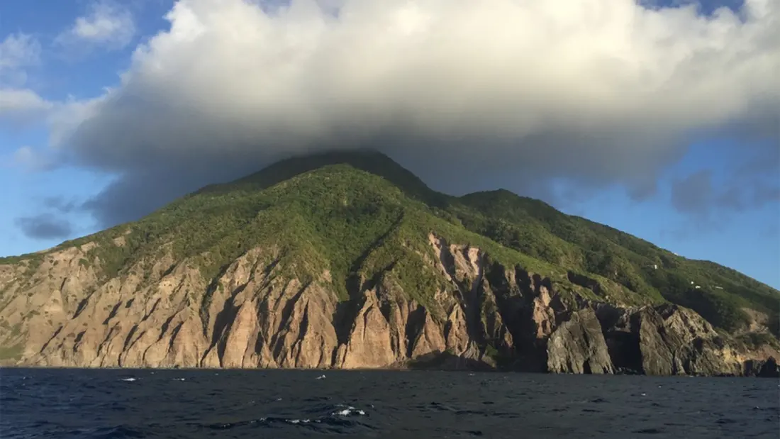 Saba: the Dutch Caribbean Island Where the Beach Might Not Show Up