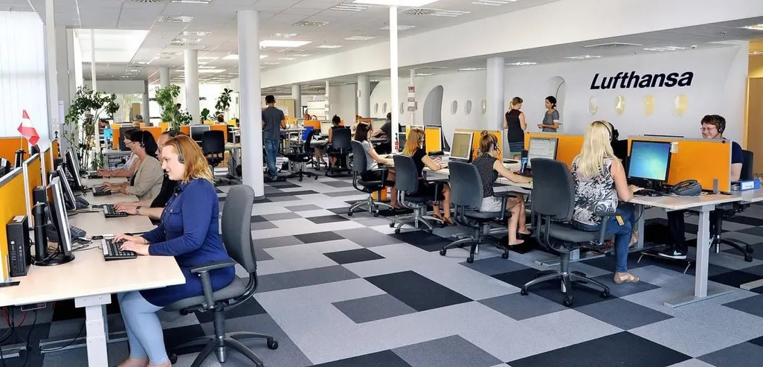 Lufthansa's Snarky Reply to a Passenger Waiting Months for an Approved Payout Backfired Fast