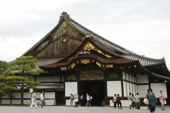 Kyoto to charge tourists more than locals at Nijo Castle — and on the bus