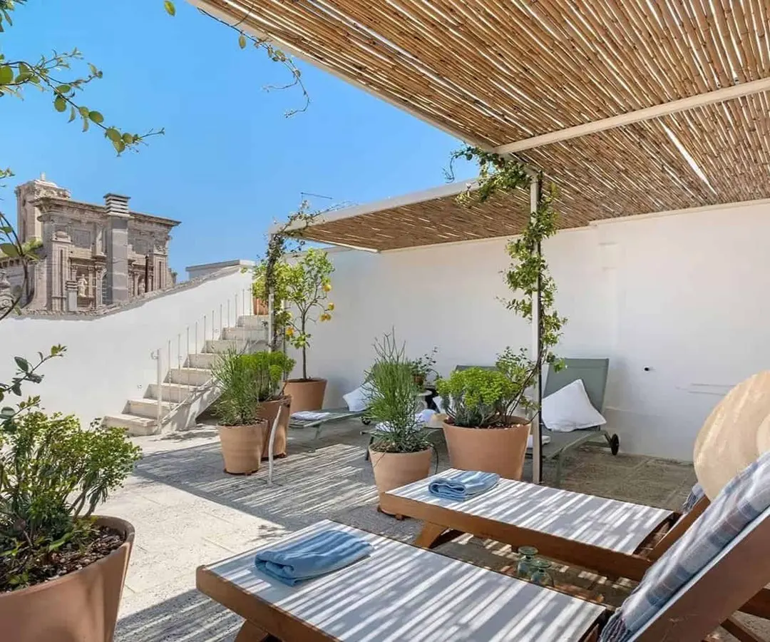 Palazzo Living in Puglia's Salento: Why Small-Town Bases Beat the Masserie