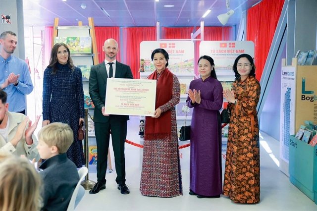 Vietnam gifts a 'Vietnam Bookshelf' to a Copenhagen library as ties hit 55 years