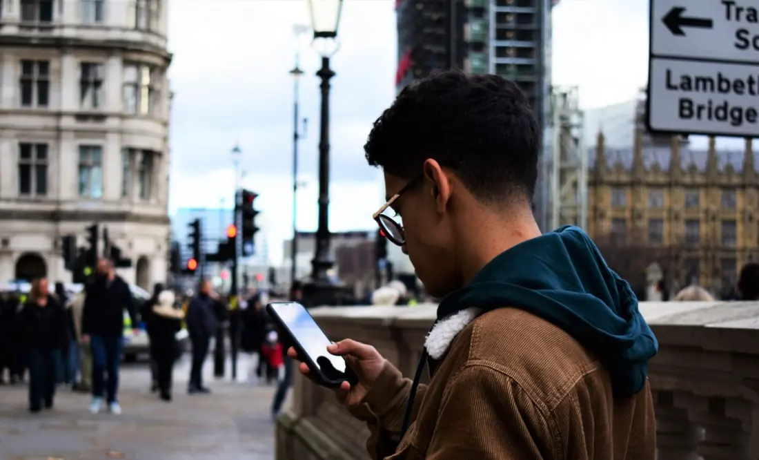Travellers want AI to hunt hotel deals and translate, not plan their trips
