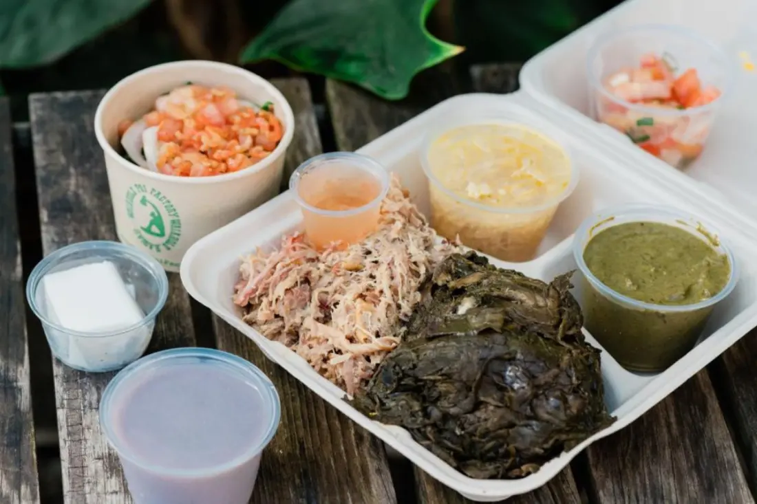 Five Oʻahu Institutions Serving Real Hawaiian Food, According to Locals
