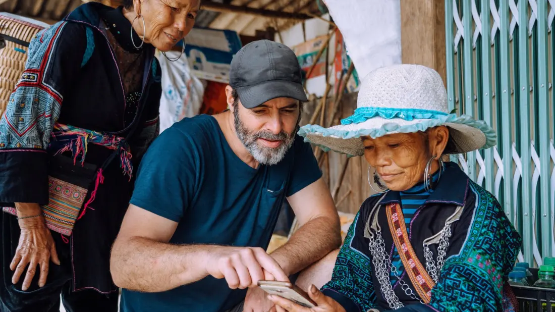 Did the Pocket Phrasebook Really Die? What to Pack Before Your Next Trip Abroad
