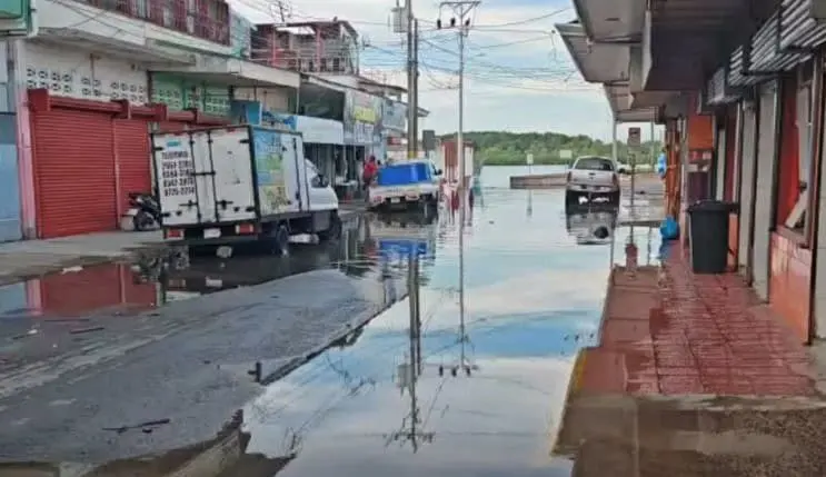 Spring Tides and El Niño Are Flooding Costa Rica's Pacific Coast — What Travellers Should Know