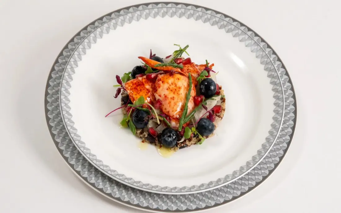 Singapore Airlines is rebuilding its chicken rice — and the science behind in-flight dining is fascinating
