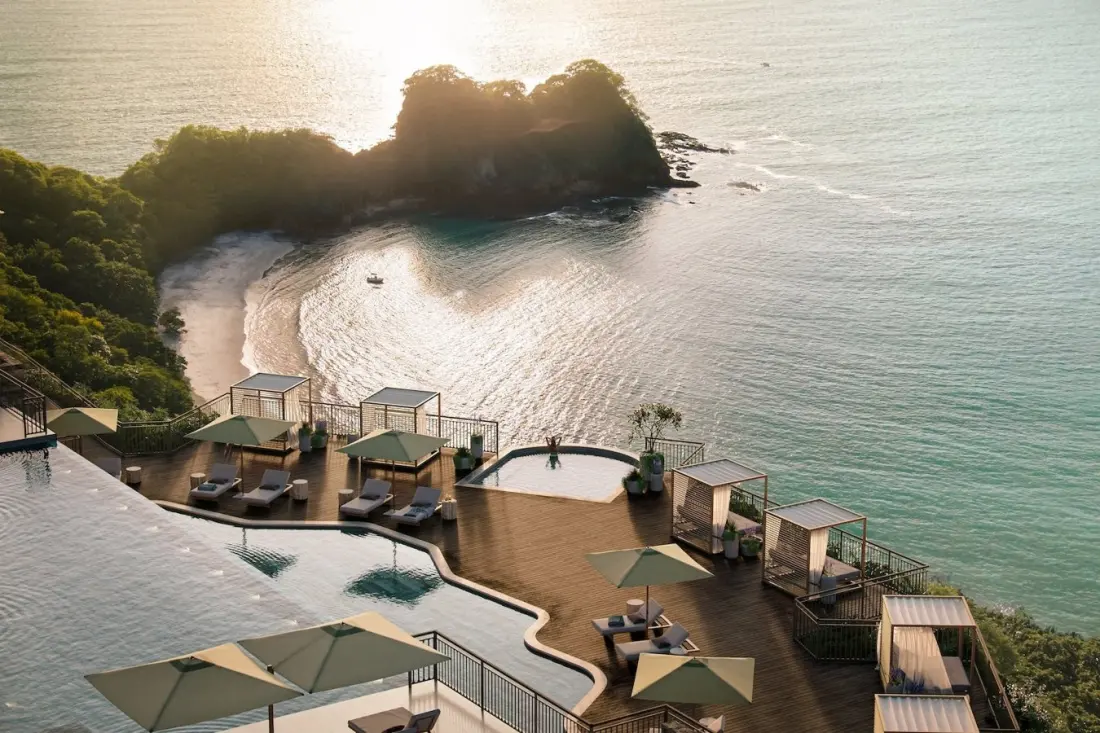 Marriott Bonvoy Business Amex: a $125 card that can pay for itself with one night