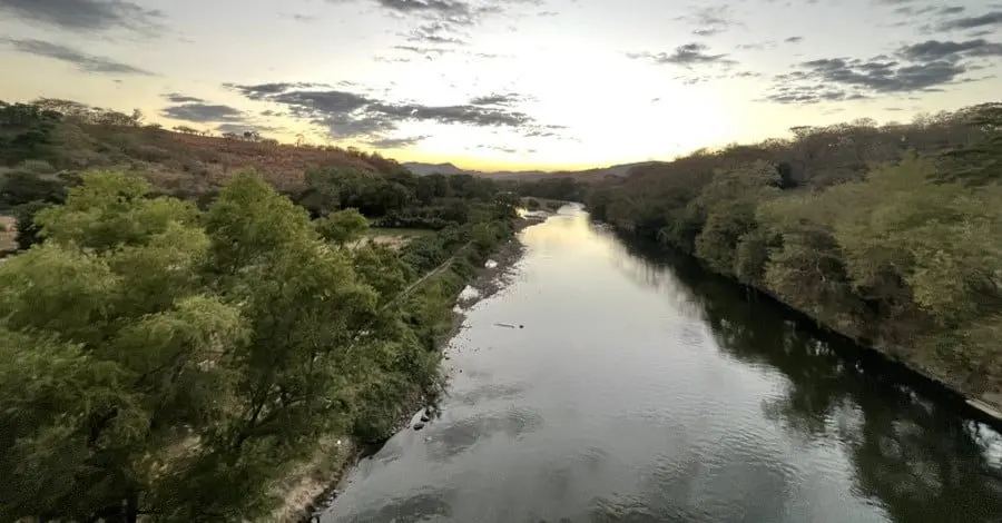 Why El Salvador's Rivers Are So Polluted — and What Travellers Should Know