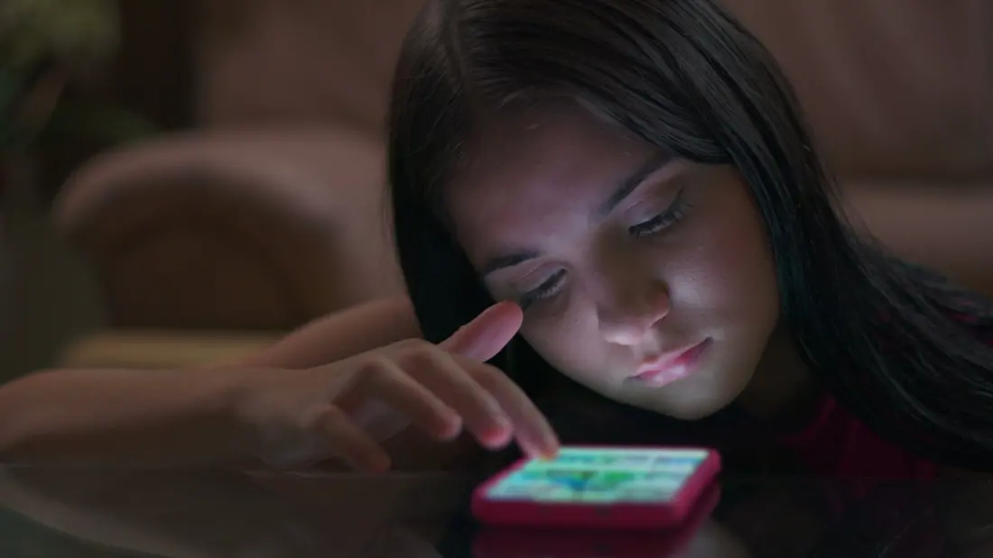 Türkiye's under-15 social media ban starts 1 November — what visiting families need to know