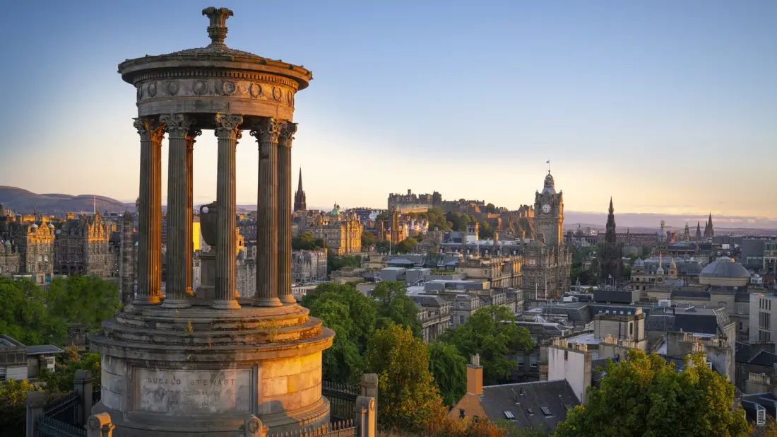 Booking Ahead in Edinburgh: What Actually Needs Reserving Before You Arrive