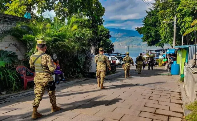 El Salvador's Homicide Rate Keeps Falling — What the Historic Numbers Mean for Travellers