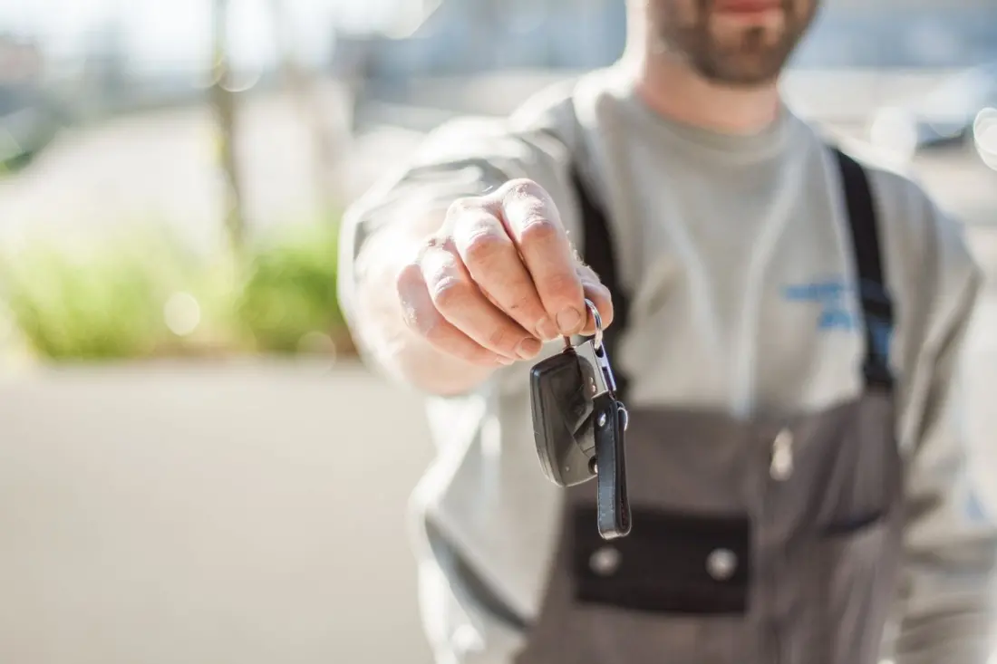 Avis First Brings Counter-Free Car Hire to Heathrow, CDG and 30+ Airports
