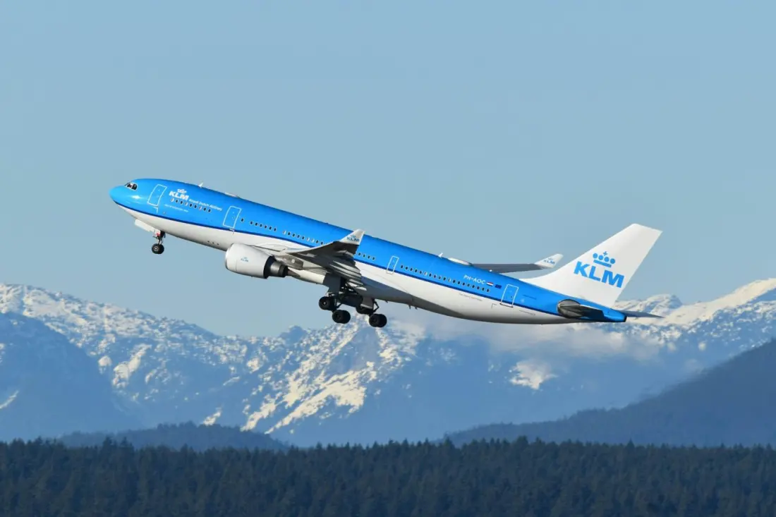 Air France and KLM hit with $425,000 US fines for flying too low over Iraq