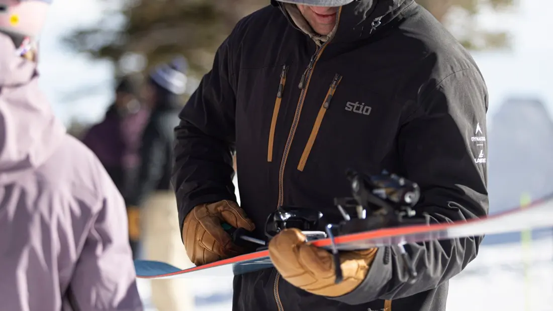 Flylow's Wolverine Lobster Ski Glove Is 40% Off — and Winter Testers Swear by It