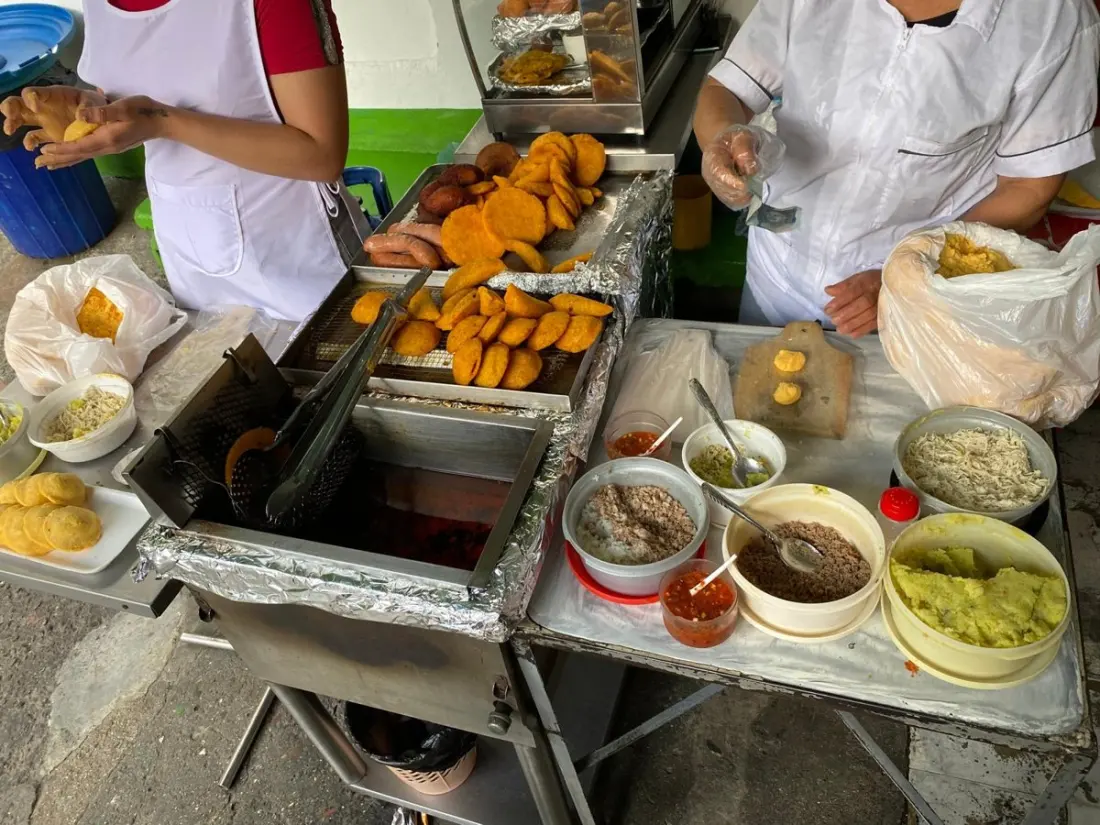 Colombian Chef Wins Cooking Contest in Turkey With Kibbeh and Black Corn Arepas