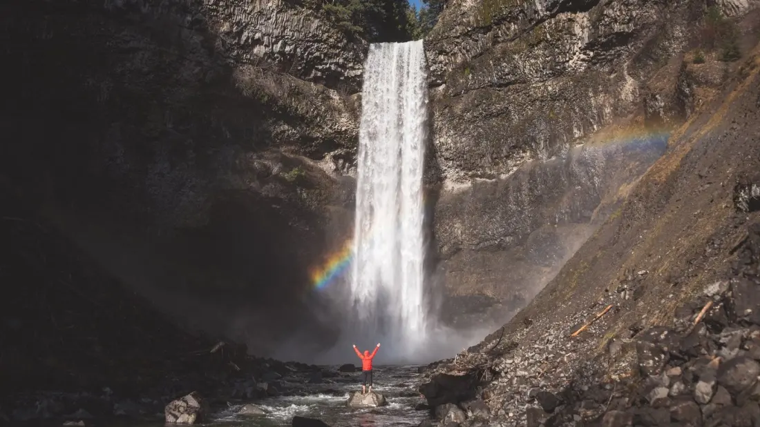Brandywine Falls: an easy 70-metre waterfall stop between Vancouver and Whistler