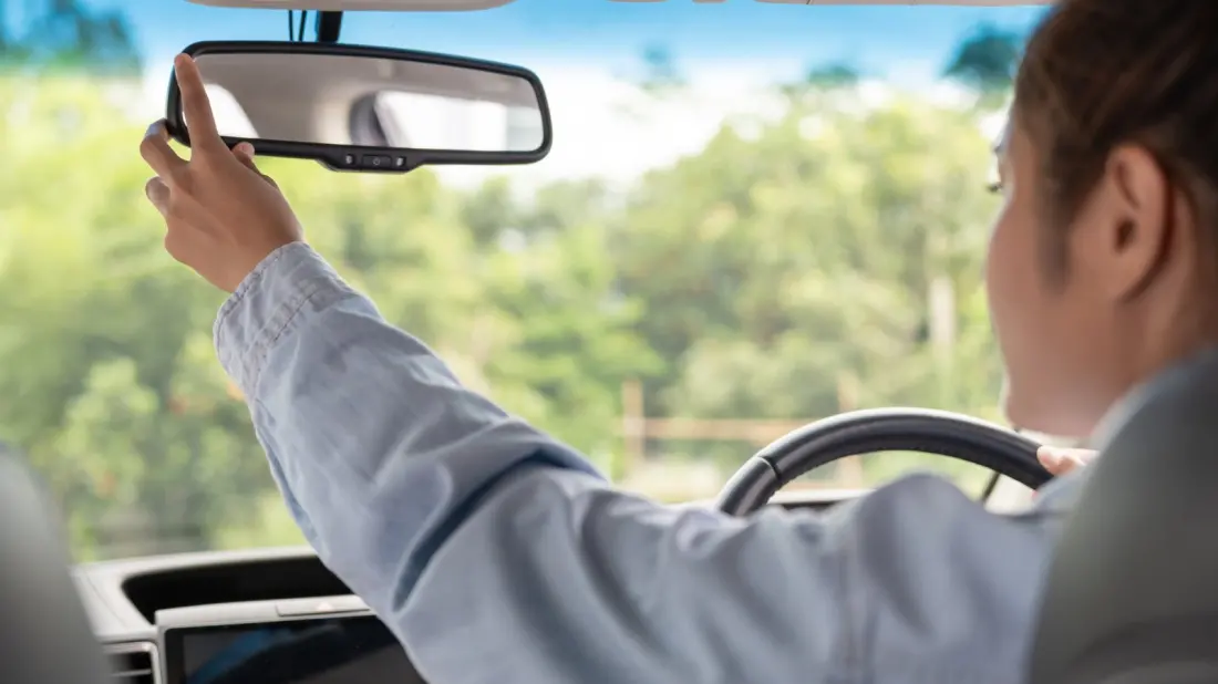 What Your Rideshare Driver Is Quietly Judging The Moment You Get In