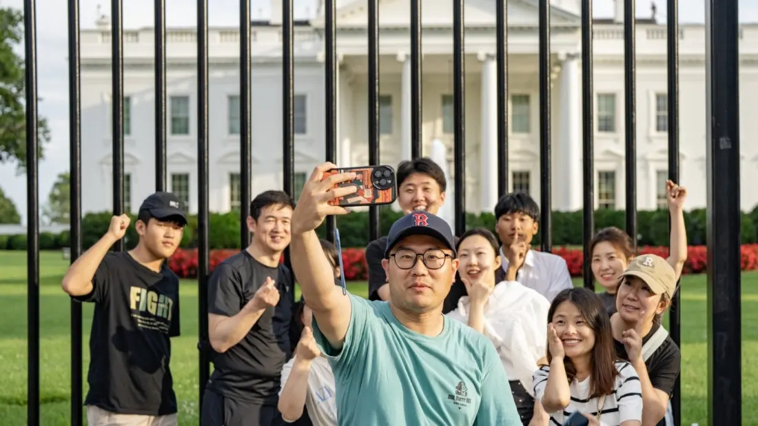 Planning a White House Tour? Here's What Gets You Turned Away at the Gate