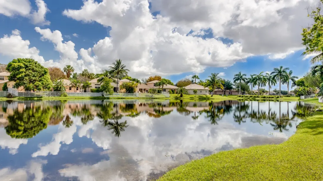 Coconut Creek, Florida: A Retirement Spot With Butterfly Parks, Golf and a Six-Figure Comfort Bar