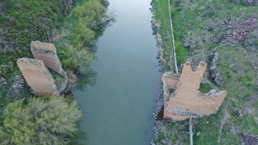 Türkiye and Armenia team up to rebuild the Silk Road's Ani Bridge