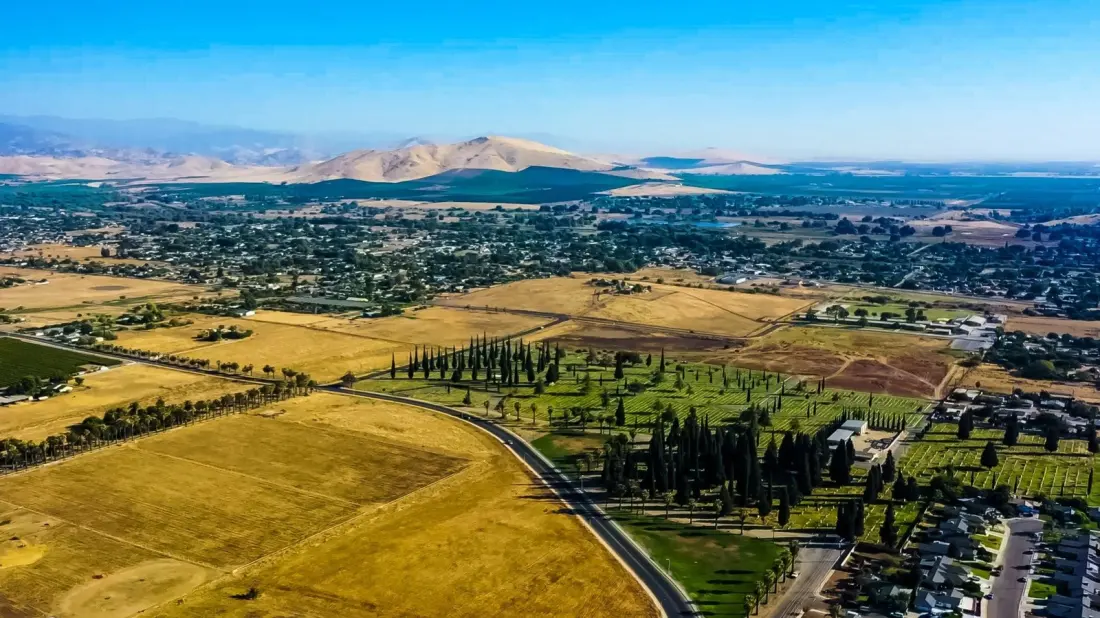 Porterville: The Under-the-Radar Sequoia Gateway Hiding Between Fresno and Bakersfield