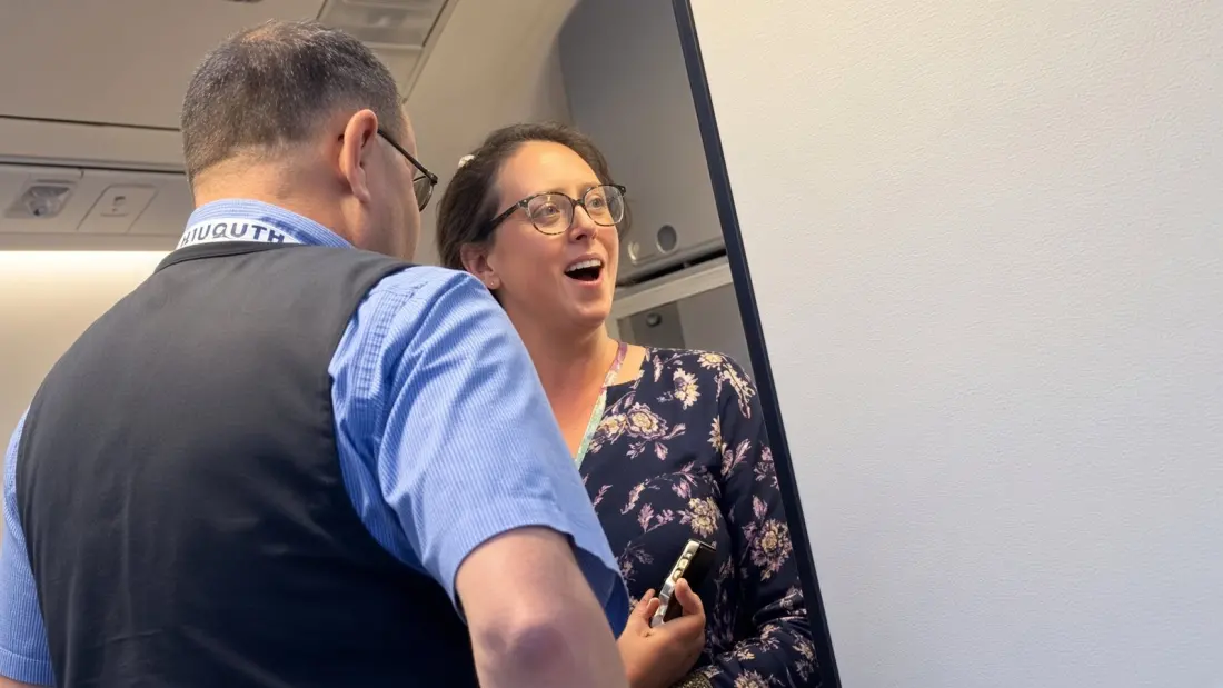Southwest passenger melts down at the boarding door over a gate-checked bag — and the empty bins question is real