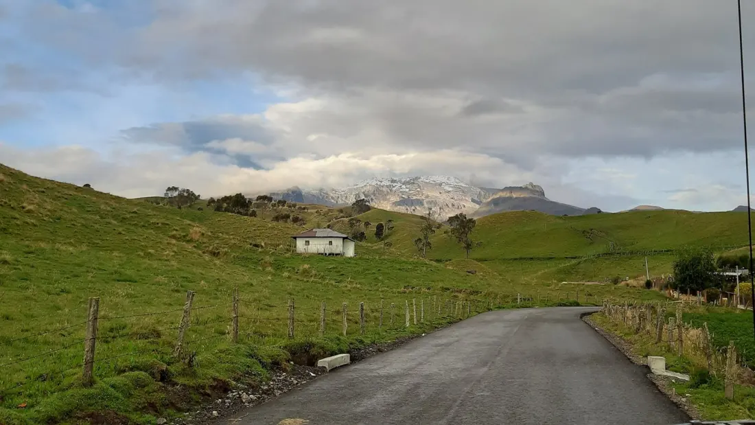 Chasing Colombia's Highest Road: The Murillo–Manizales Route at 4,100+ Metres
