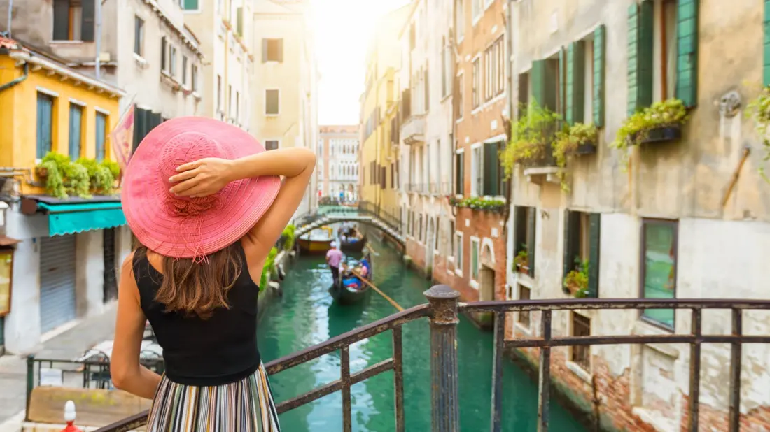 Cappuccino Curfews, Unsliced Pizza and Other Things That Catch American Visitors Off Guard in Italy