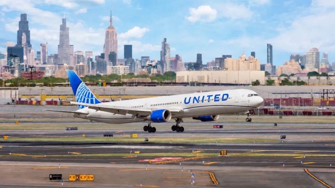 Newark's Big 2027 Shake-Up: United Adds 18 Routes, From Ljubljana to the Azores
