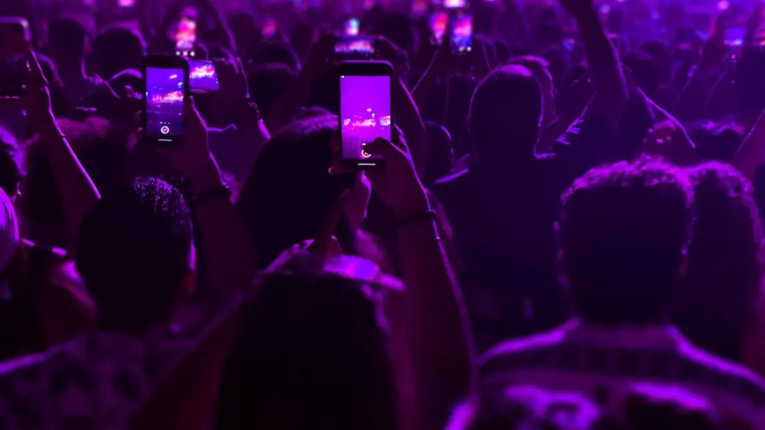 FOMO on holiday: why the fear of missing out follows you even when you switch off