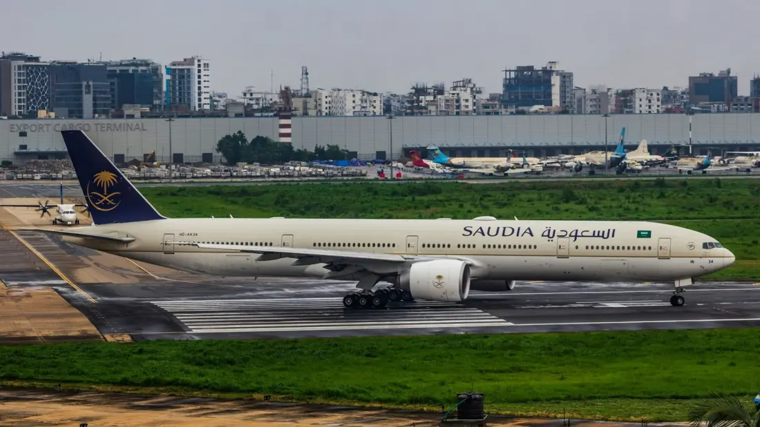 Riyadh airport attacks damage Saudia jet and trigger wave of flight cancellations