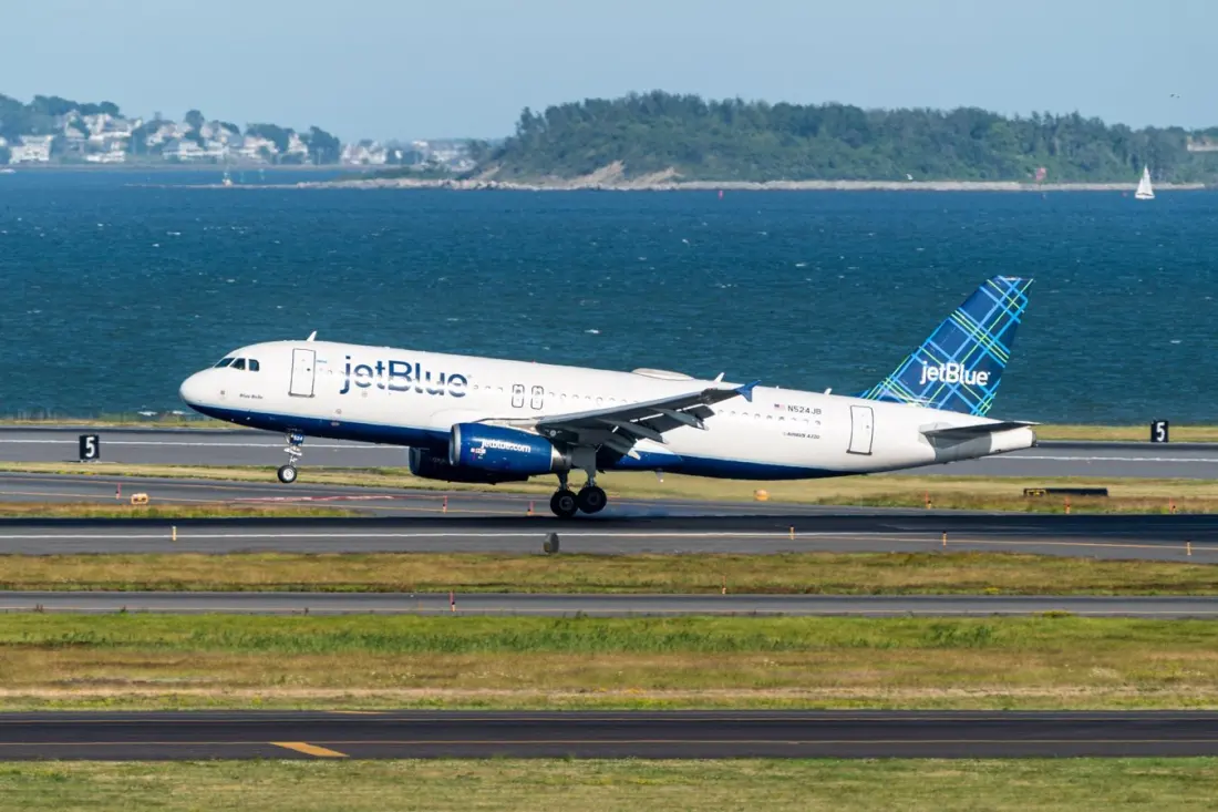 JetBlue doubles down on first class and lounges despite a rough financial quarter