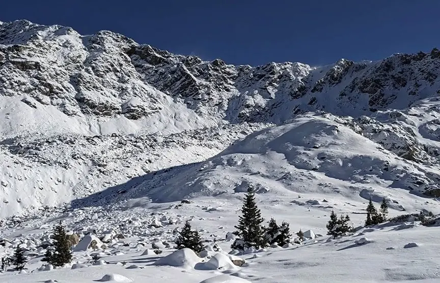 Two Colorado College Students Found Dead Near West Apostle Mountain After Snowbound Hike