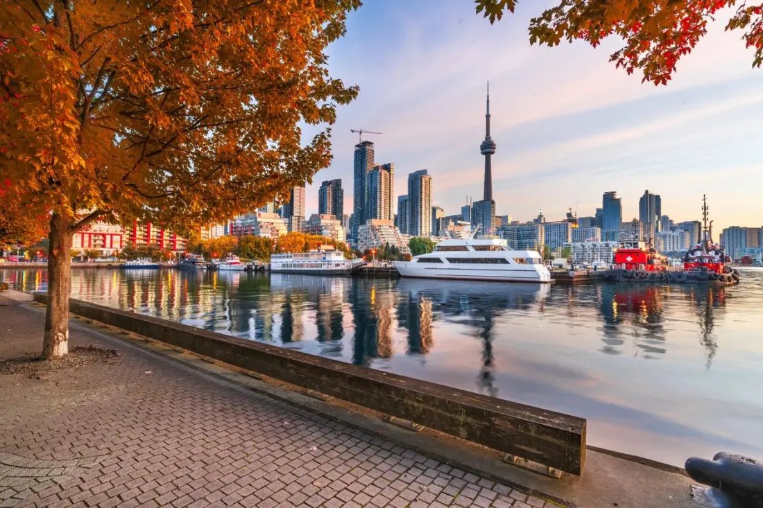 A Seasoned Ontario Explorer Names Their Five Best Fall Colour Spots Near Toronto