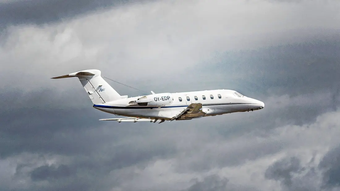 Why Private Jets Cruise Above the Airliners: Five Reasons Explained