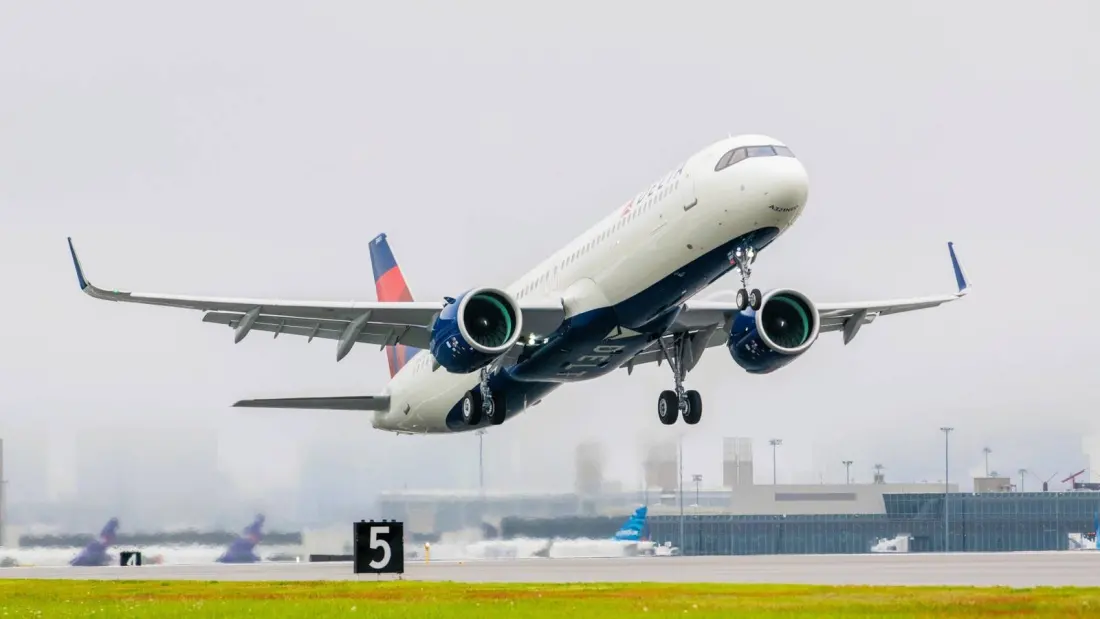 Delta flight to Seattle diverted to Honolulu after fumes leave passengers needing ER care