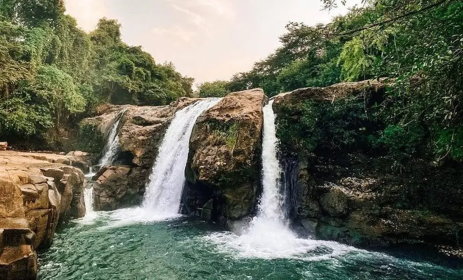 Chasing Waterfalls in El Salvador: From Basalt Columns to Warm Thermal Cascades
