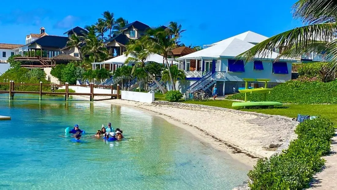 Hope Town, Abaco: Pastel Lanes and a Kerosene-Lit Lighthouse That Still Works