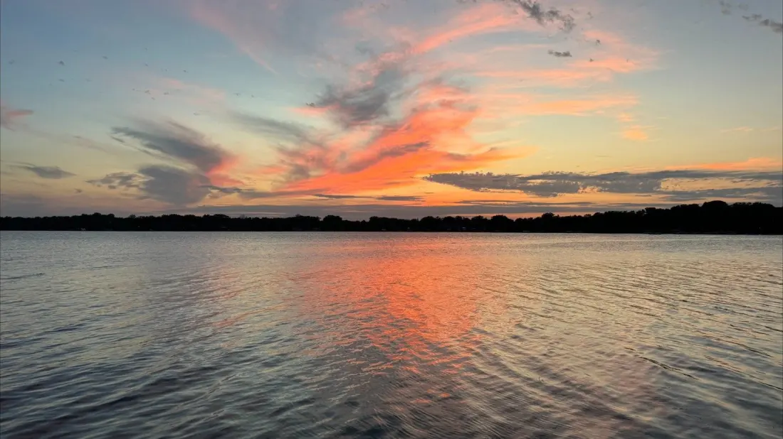 Lake Minnewashta Regional Park: The Easy Lakeside Day Trip Minneapolans Keep To Themselves