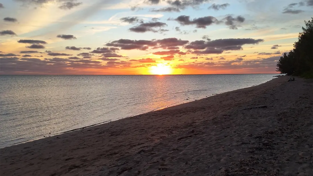 Why Coral Harbor Is One of New Providence's Quiet Sunset Spots