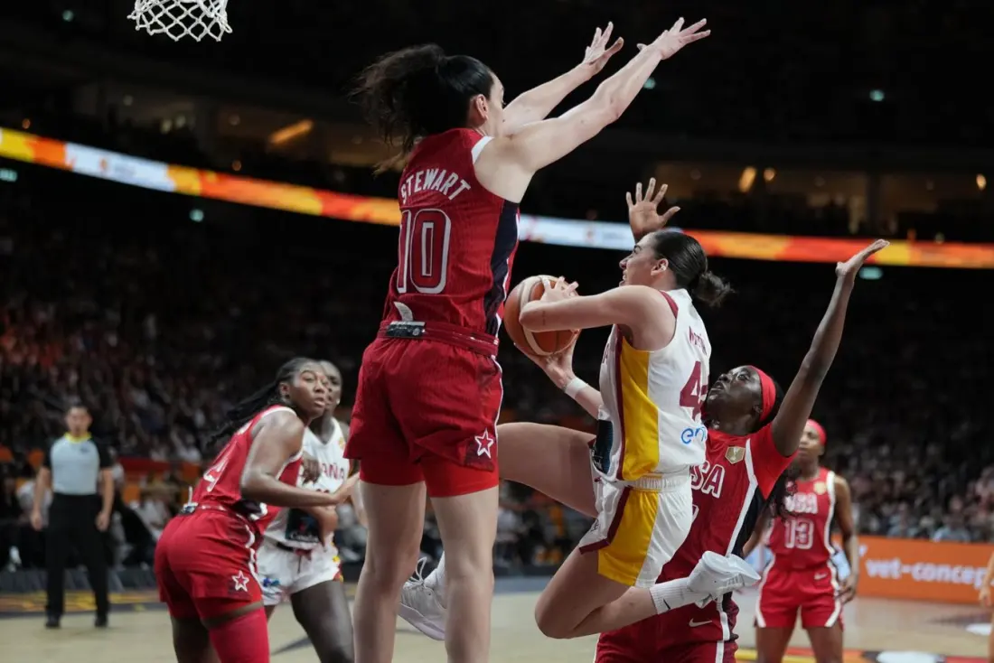 US Women Edge Spain 76-66 to Set Up FIBA World Cup Final Rematch with France