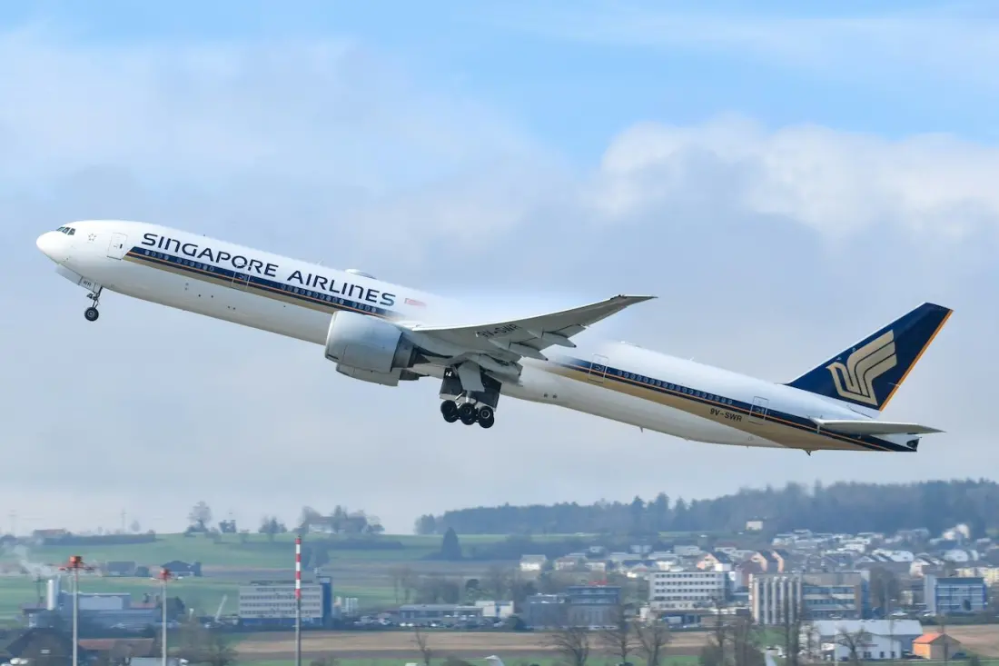 Singapore Airlines lands a sixth Skytrax world title — and Asia keeps setting the pace