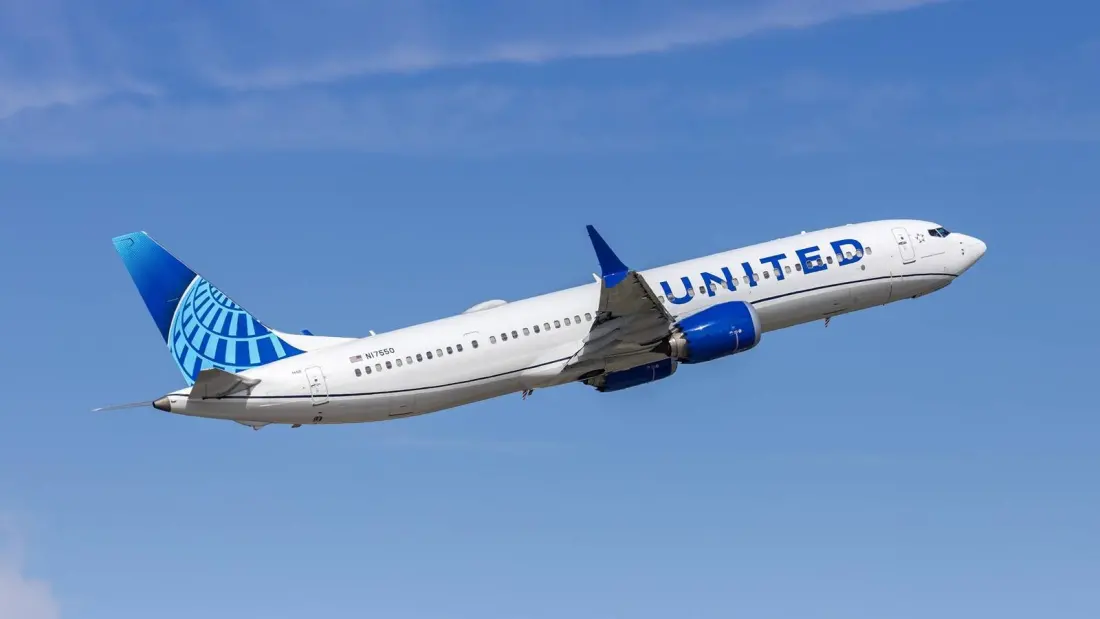 United 737 MAX 9 Lands Safely in Houston After Landing Gear Scare and Fuel Emergency