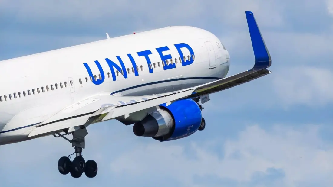 Your Next Transatlantic Flight Might Use Less Fuel Per Person Than Your Car