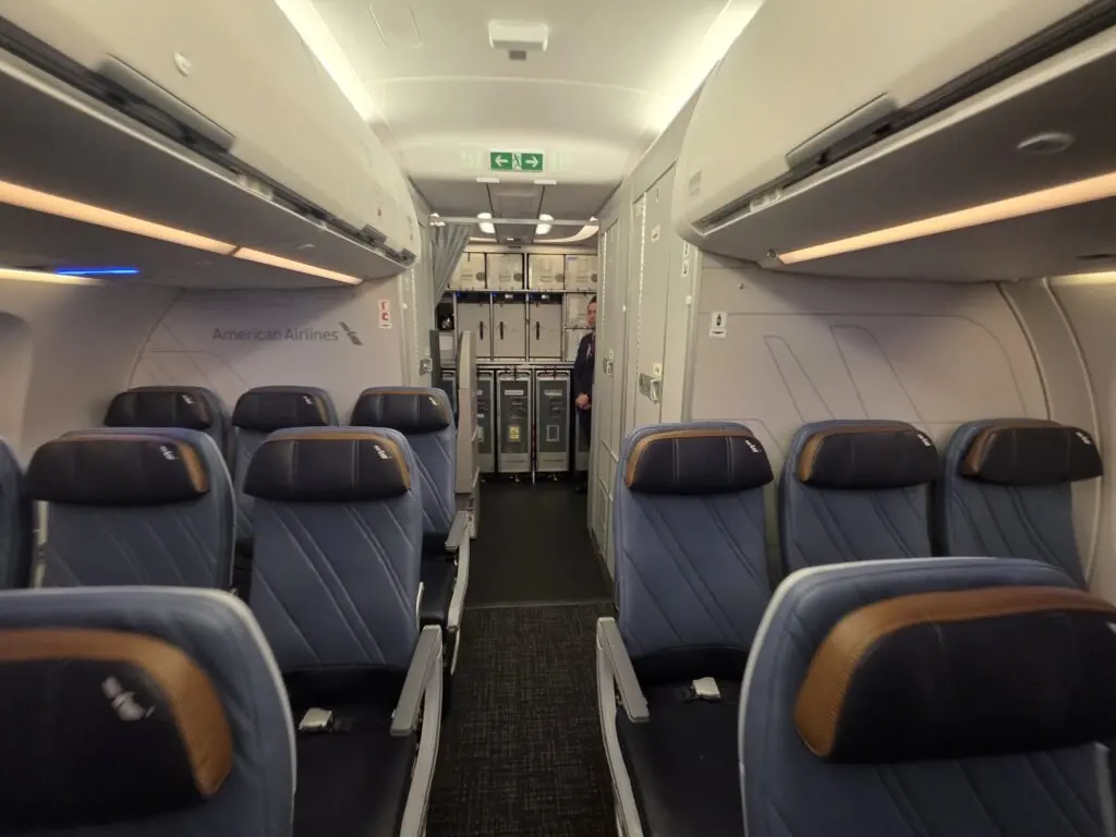 Too Many Suites, Not Enough Coach Seats? American and United's A321XLRs Face a Balancing Act