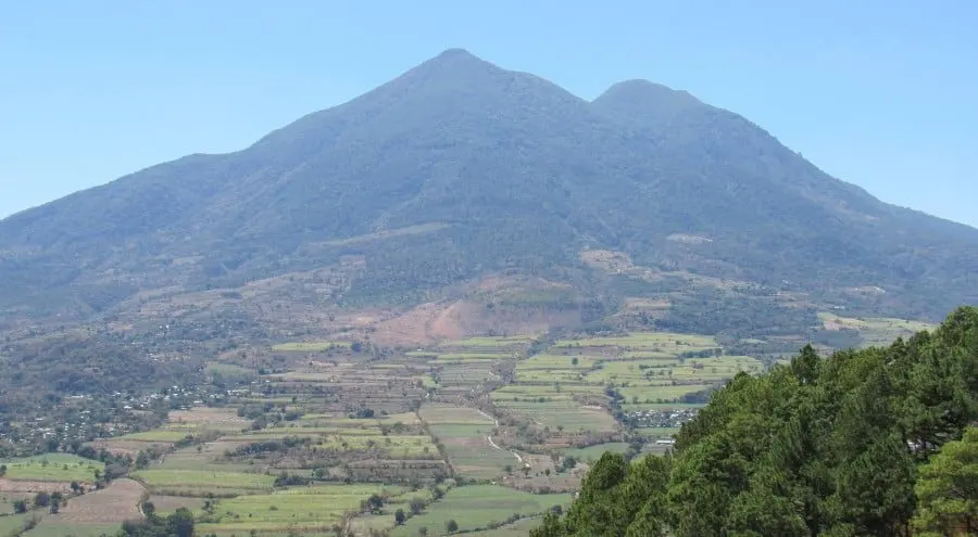 San Vicente Volcano: El Salvador's Twin-Peaked Giant Most Tourists Skip