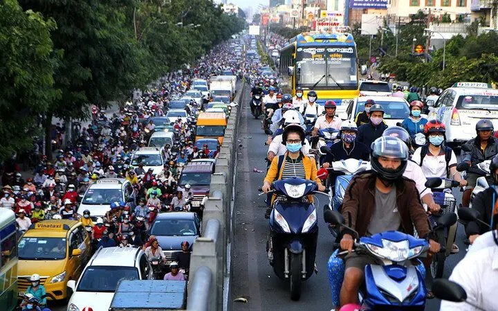 Ho Chi Minh City Plans Rush-Hour Truck Ban to Ease Its Notorious Traffic