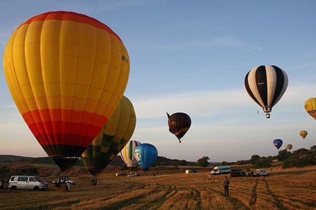 Hot-air balloons take over Portugal's Alentejo this November at FIBAQ 2025