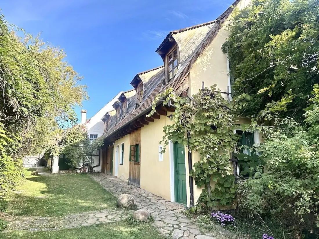 Viscri 125: A Slow-Travel Stay in a Transylvanian Saxon Village
